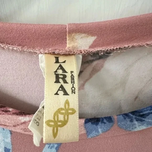 LARA Fashion Sz Small Cotton Floral Long Sleeve Dress Made in USA - Picture 3 of 4